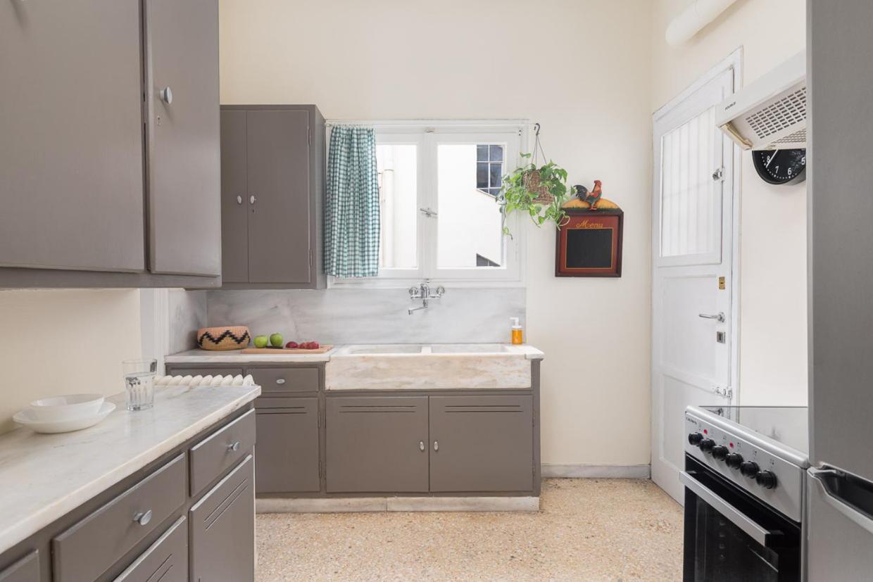Athenian Apartment In Kolonaki Atene Esterno foto